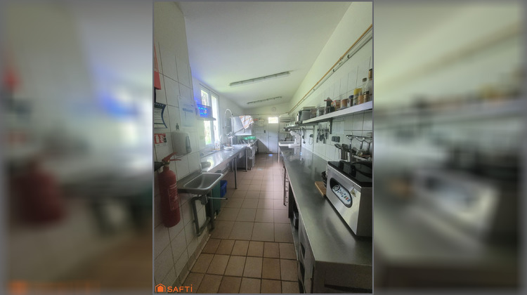 Ma-Cabane - Vente Local commercial Parthenay, 300 m²