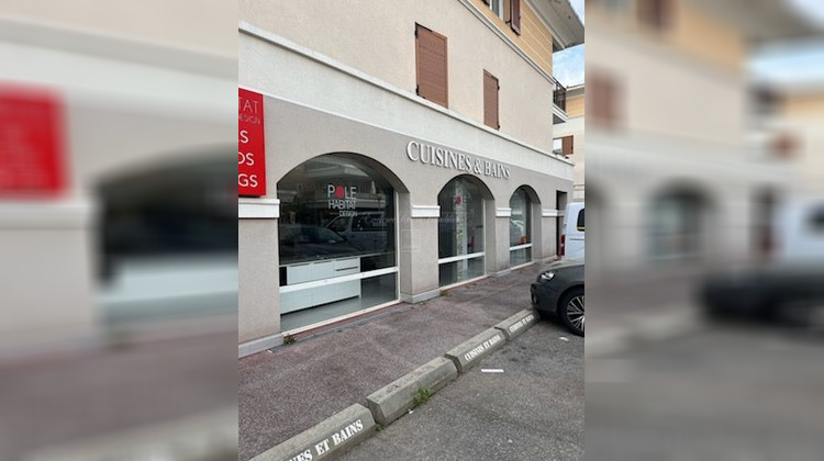 Ma-Cabane - Vente Local commercial Pégomas, 85 m²