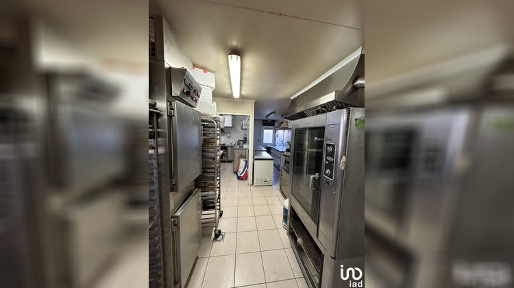 Ma-Cabane - Vente Local commercial Pélissanne, 177 m²