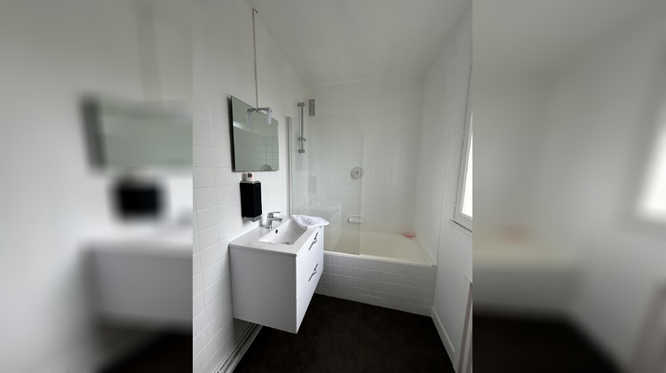 Ma-Cabane - Vente Local commercial Peyrat-de-Bellac, 990 m²