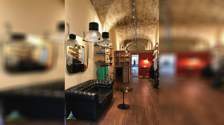 Ma-Cabane - Vente Local commercial PEZENAS, 30 m²