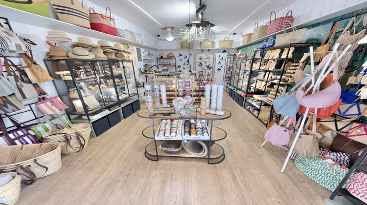 Ma-Cabane - Vente Local commercial PEZENAS, 30 m²