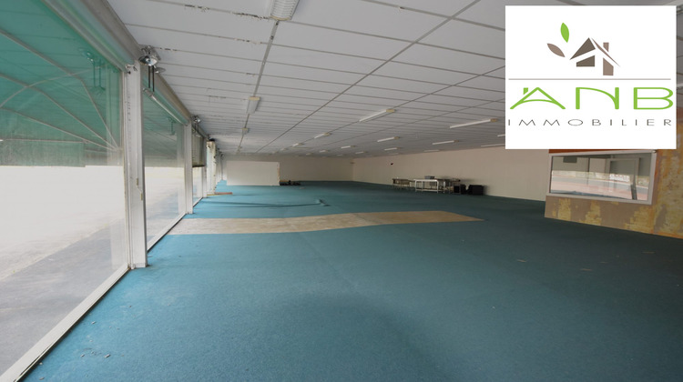 Ma-Cabane - Vente Local commercial Piégut-Pluviers, 580 m²