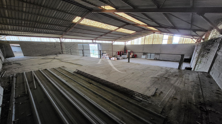 Ma-Cabane - Vente Local commercial PIERRIC, 1035 m²