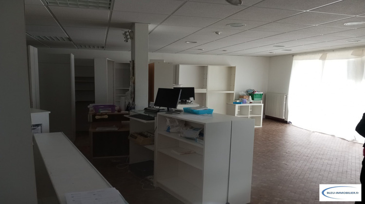 Ma-Cabane - Vente Local commercial Plougoulm, 300 m²