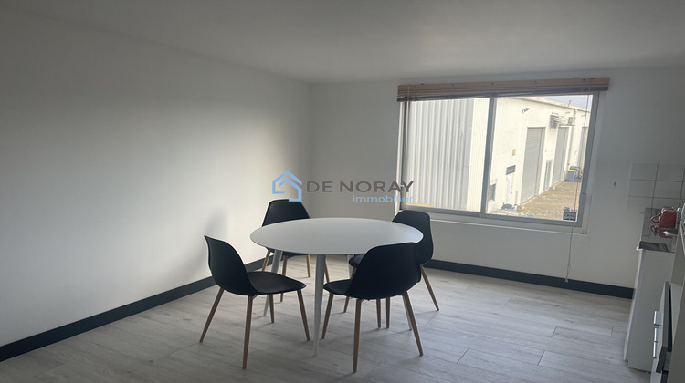 Ma-Cabane - Vente Local commercial POCE-SUR-CISSE, 685 m²