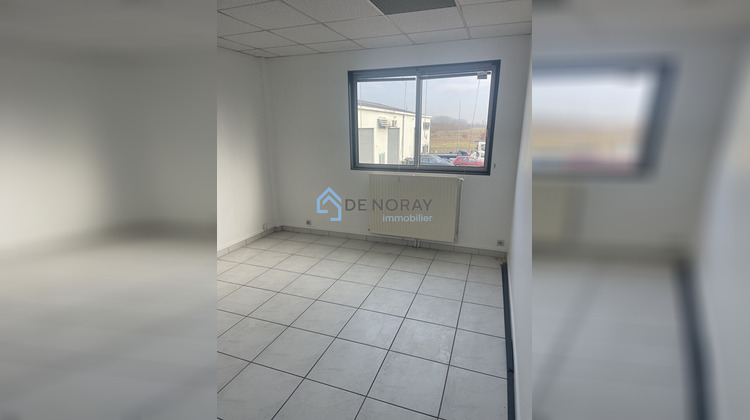 Ma-Cabane - Vente Local commercial POCE-SUR-CISSE, 685 m²