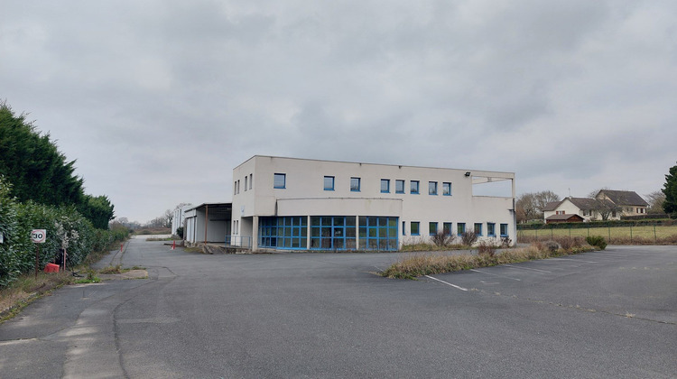 Ma-Cabane - Vente Local commercial Poitiers, 3243 m²