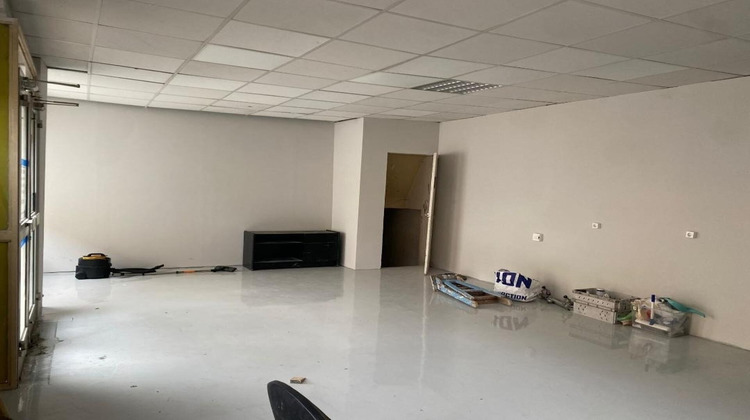 Ma-Cabane - Vente Local commercial Pont-de-Cheruy, 80 m²