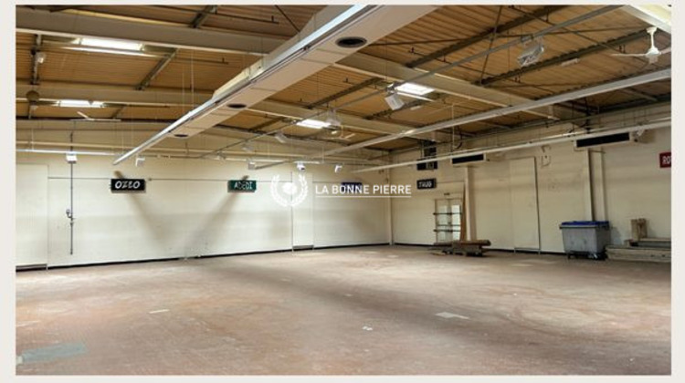 Ma-Cabane - Vente Local commercial Pont-Sainte-Marie, 4095 m²