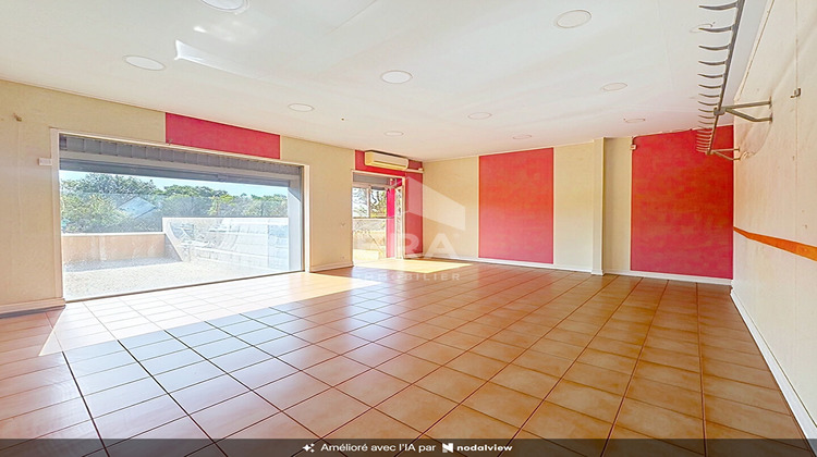 Ma-Cabane - Vente Local commercial PORT-DE-BOUC, 126 m²