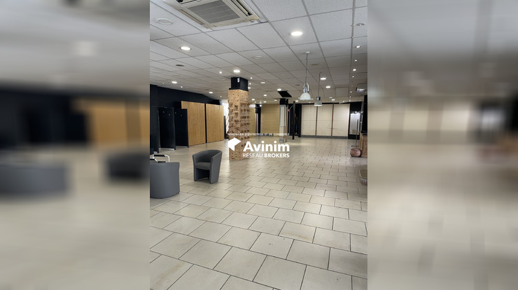 Ma-Cabane - Vente Local commercial Port-Saint-Louis-du-Rhône, 325 m²