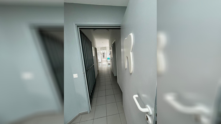 Ma-Cabane - Vente Local commercial POULX, 326 m²