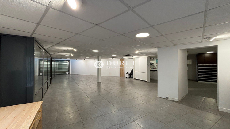 Ma-Cabane - Vente Local commercial Pouzauges, 217 m²