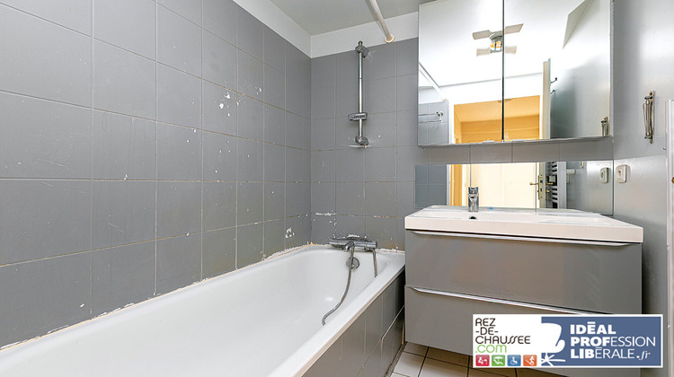 Ma-Cabane - Vente Local commercial PUTEAUX, 56 m²