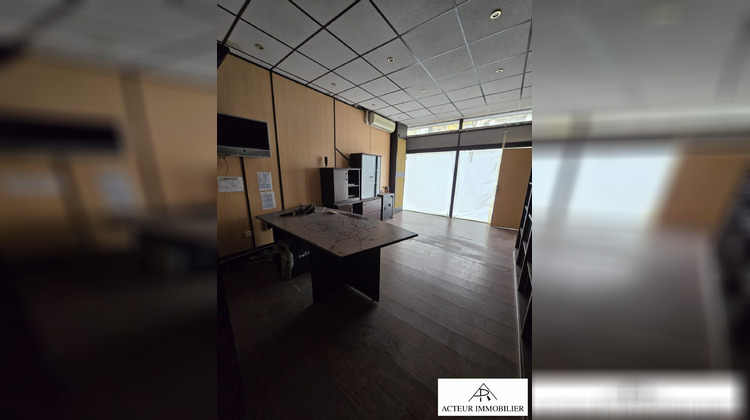 Ma-Cabane - Vente Local commercial Puteaux, 200 m²