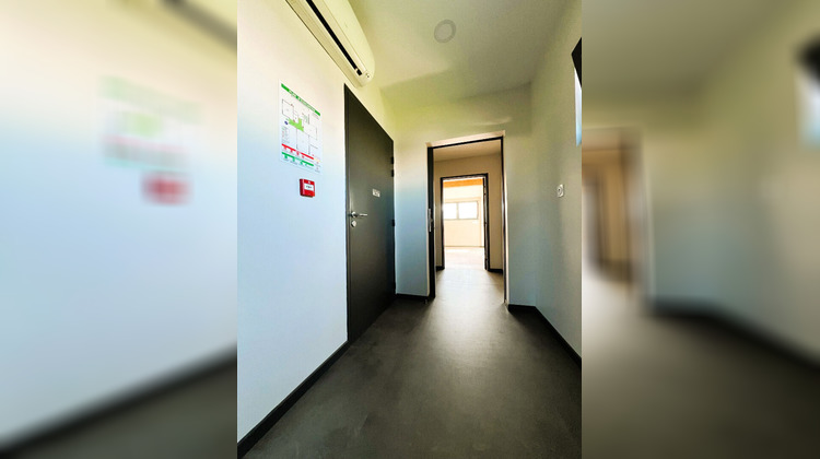 Ma-Cabane - Vente Local commercial QUESTEMBERT, 143 m²