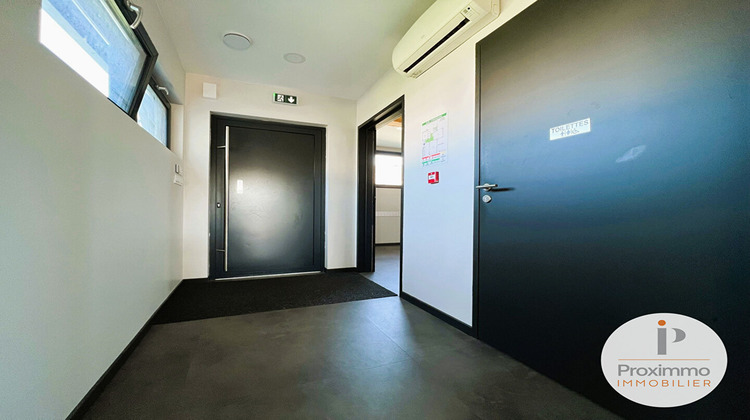Ma-Cabane - Vente Local commercial QUESTEMBERT, 143 m²