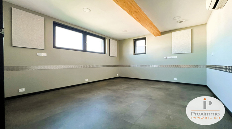 Ma-Cabane - Vente Local commercial QUESTEMBERT, 143 m²
