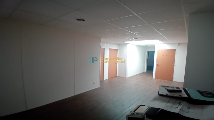 Ma-Cabane - Vente Local commercial Quimper, 620 m²
