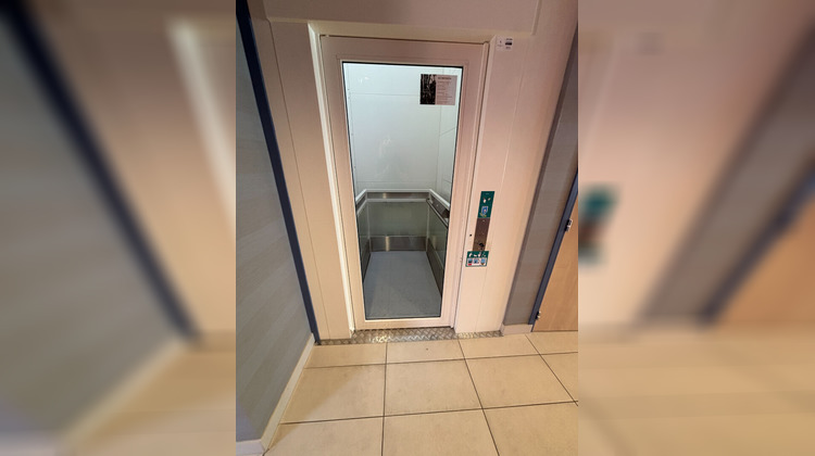 Ma-Cabane - Vente Local commercial RAMBOUILLET, 265 m²