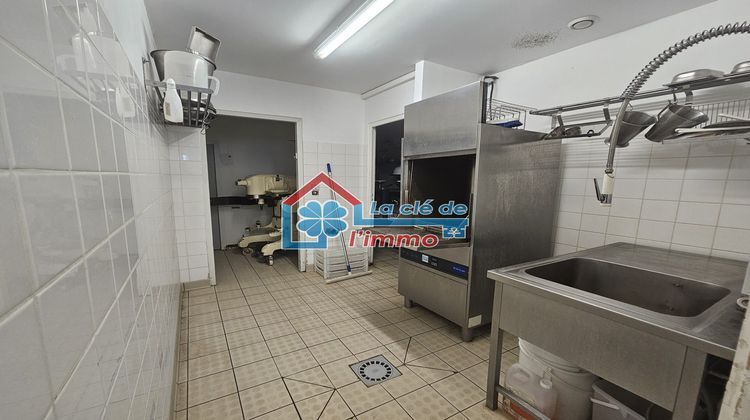 Ma-Cabane - Vente Local commercial Réau, 191 m²