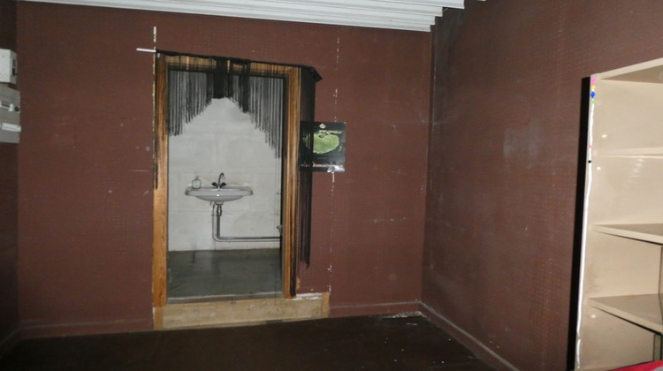 Ma-Cabane - Vente Local commercial REMIREMONT, 40 m²