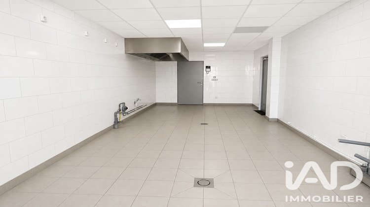 Ma-Cabane - Vente Local commercial Retiers, 199 m²