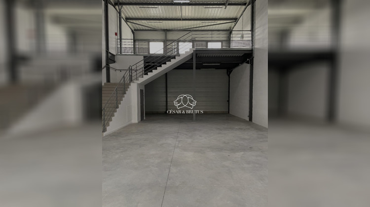 Ma-Cabane - Vente Local commercial Rillieux-la-Pape, 399 m²