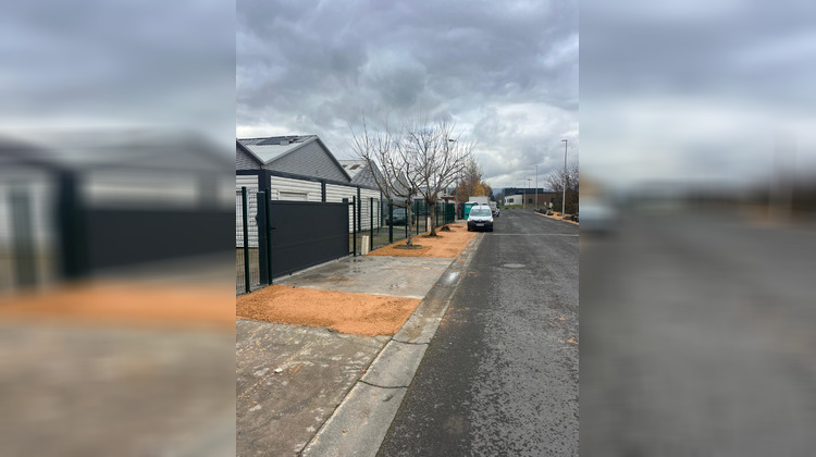 Ma-Cabane - Vente Local commercial Riom, 8245 m²