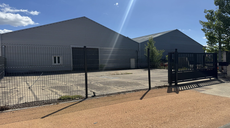 Ma-Cabane - Vente Local commercial Riom, 514 m²