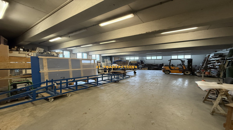 Ma-Cabane - Vente Local commercial Rive-de-Gier, 600 m²