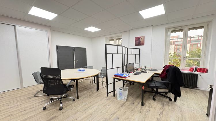 Ma-Cabane - Vente Local commercial ROANNE, 137 m²