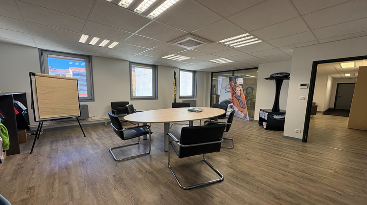 Ma-Cabane - Vente Local commercial ROANNE, 194 m²