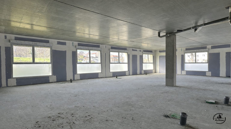 Ma-Cabane - Vente Local commercial Roche-la-Molière, 221 m²