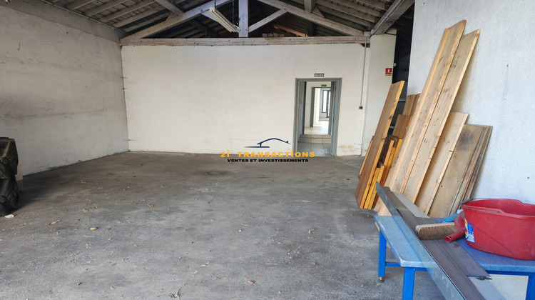 Ma-Cabane - Vente Local commercial Roche-la-Molière, 250 m²