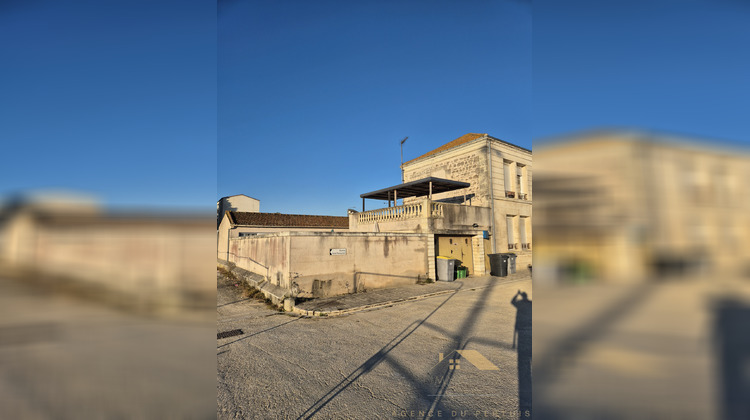 Ma-Cabane - Vente Local commercial Rochefort, 380 m²