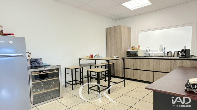 Ma-Cabane - Vente Local commercial Rochetoirin, 240 m²