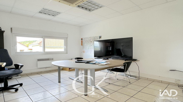 Ma-Cabane - Vente Local commercial Rochetoirin, 240 m²