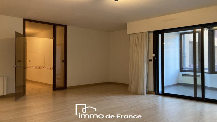 Ma-Cabane - Vente Local commercial RODEZ, 90 m²