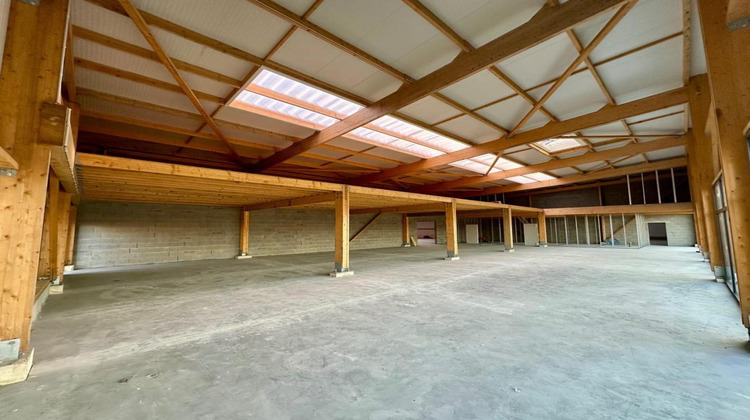 Ma-Cabane - Vente Local commercial ROMAGNE, 1800 m²