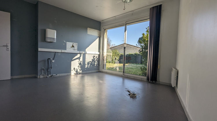 Ma-Cabane - Vente Local commercial ROQUETTES, 117 m²
