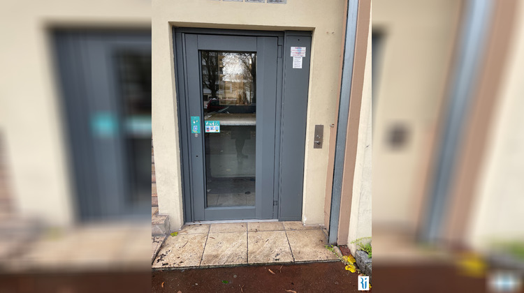 Ma-Cabane - Vente Local commercial ROUEN, 104 m²