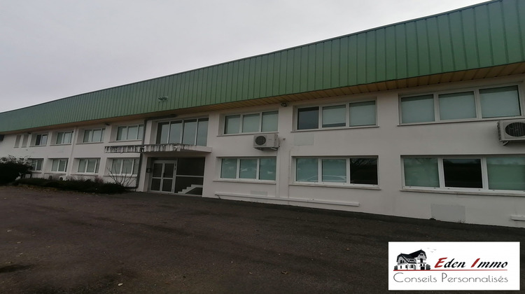 Ma-Cabane - Vente Local commercial Roullet-Saint-Estèphe, 1300 m²