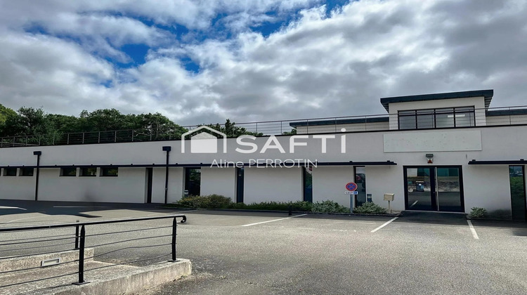 Ma-Cabane - Vente Local commercial Sable-sur-Sarthe, 940 m²