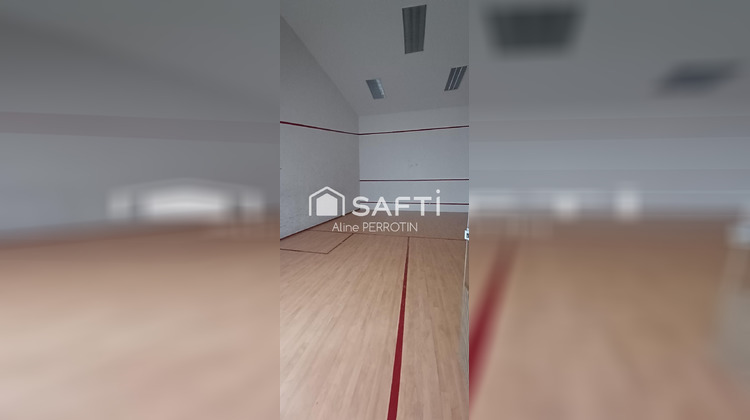 Ma-Cabane - Vente Local commercial Sable-sur-Sarthe, 940 m²