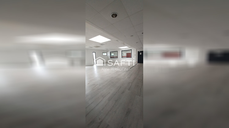 Ma-Cabane - Vente Local commercial Sable-sur-Sarthe, 940 m²