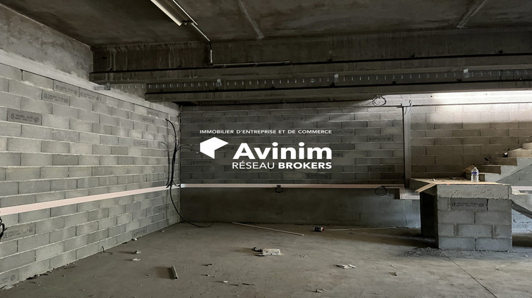 Ma-Cabane - Vente Local commercial Saint-Étienne, 379 m²