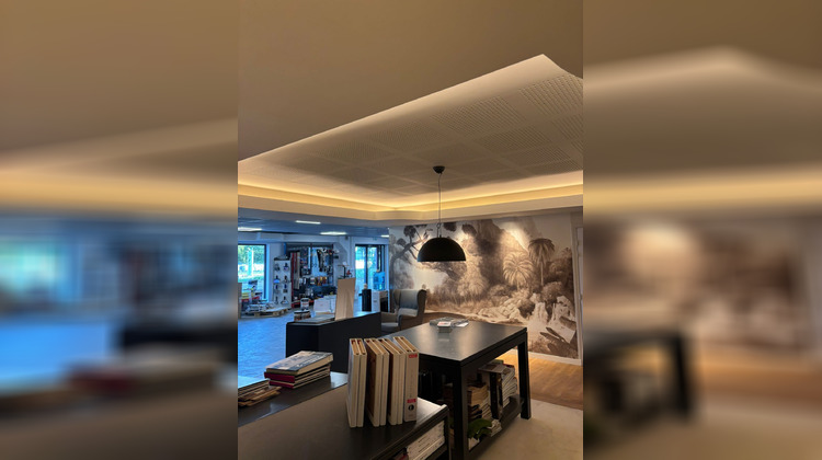 Ma-Cabane - Vente Local commercial Saint-Étienne, 2560 m²