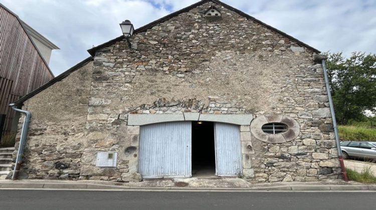 Ma-Cabane - Vente Local commercial Saint-Étienne-de-Chomeil, 217 m²